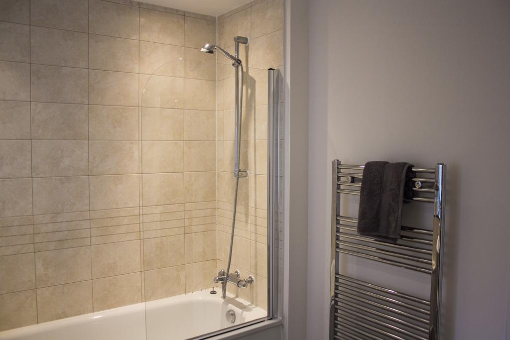 Spacious Central Family Apartment Лондон Екстериор снимка